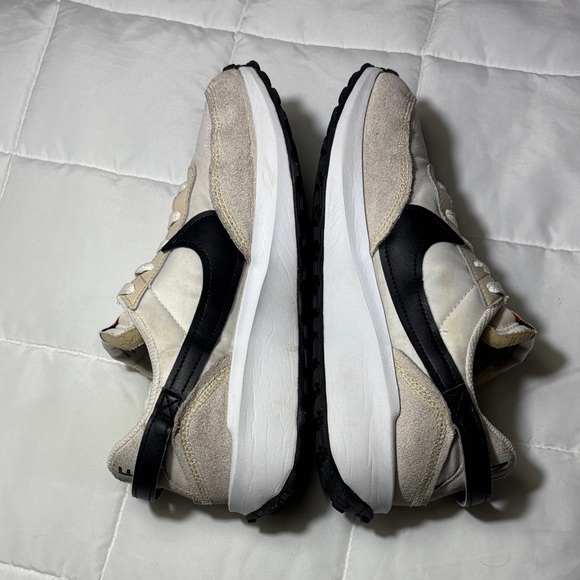 Nike Waffle Debut - Picture 5 of 9